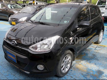 Hyundai i10 1.1 Aut usado (2016) color Negro precio $32.900.000