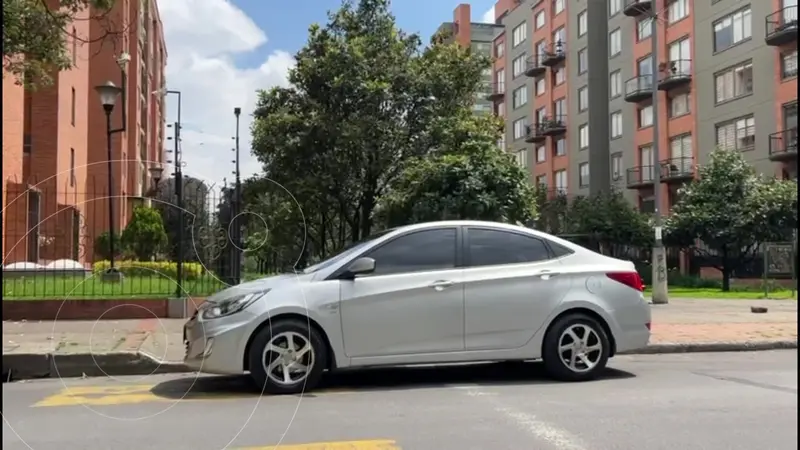 2012 Hyundai i25 Sedán 1.6 Full Aut