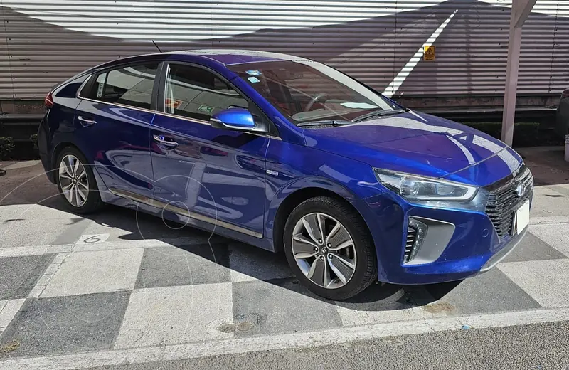 Foto Hyundai Ioniq Limited usado (2018) color Azul precio $285,000