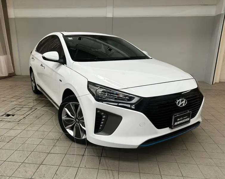 Foto Hyundai Ioniq Limited usado (2019) color Blanco precio $320,000