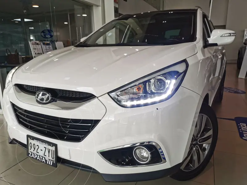 Foto Hyundai ix 35 Limited Aut usado (2015) color Blanco financiado en mensualidades(enganche $66,250 mensualidades desde $11,003)
