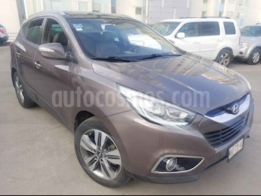 Hyundai ix 35 Limited Aut usado (2015) color Cafe precio $210,000