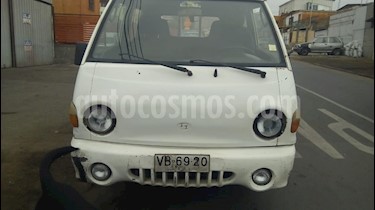 Hyundai Porter 2.5 Chasis Diesel usado (2002) color Blanco precio $2.800.000