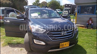 Foto venta Carro usado Hyundai Santa Fe 2.4 4x2 7 Pas. (2014) color Azul precio $55.000.000