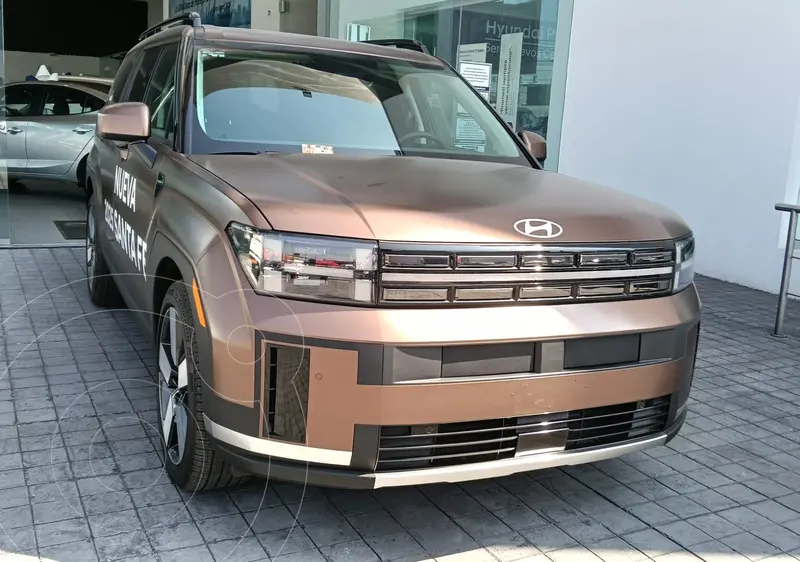 Foto Hyundai Santa Fe GLS Premium usado (2025) color caf financiado en mensualidades(enganche $332,143 mensualidades desde $13,975)