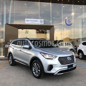 Foto Hyundai Santa Fe V6 GLS Premium usado (2018) color Plata precio $450,000