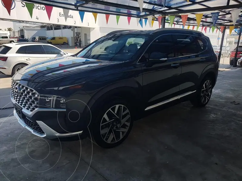 Foto Hyundai Santa Fe Limited Tech usado (2022) color Gris precio $580,000