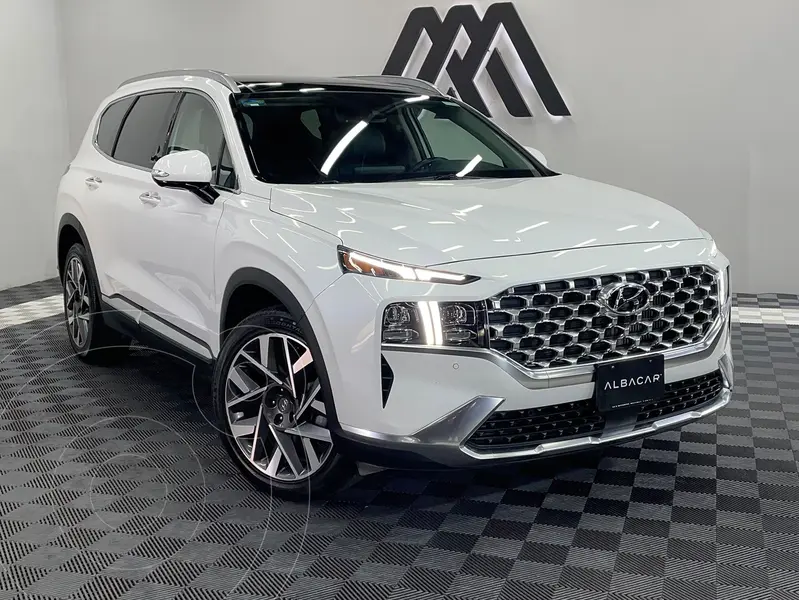 Foto Hyundai Santa Fe Limited Tech usado (2023) color Blanco precio $717,999