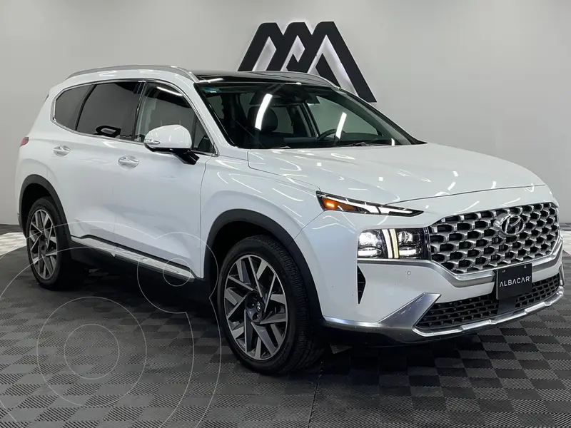 Foto Hyundai Santa Fe Limited Tech usado (2023) color Blanco precio $579,999