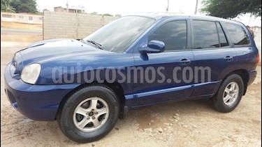 Hyundai Santa Fe GLS Auto. 4x4 usado (2001) color Azul precio u$s2.100