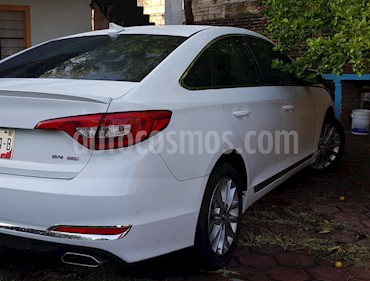 Hyundai Sonata GLS usado (2017) color Blanco precio $300,000