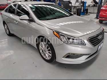 foto Hyundai Sonata 4P GLS 2.4L TA A/AC. RA-17 usado (2016) color Plata precio $219,000