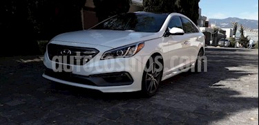 Foto venta Auto Seminuevo Hyundai Sonata Sport 2.0T (2016) color Blanco precio $285,000