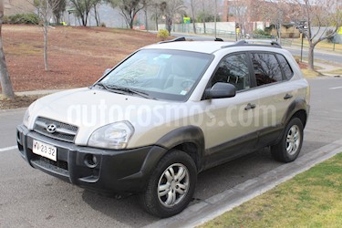 foto Hyundai Tucson 2.0 GL 4x2 usado (2007) color Plata precio $5.200.000