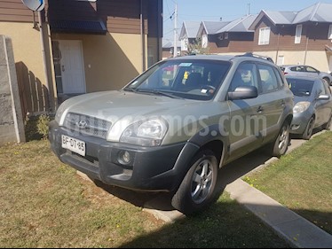 foto Hyundai Tucson 2.0 GL 4x2 usado (2008) color Beige precio $5.200.000