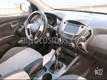 foto Hyundai Tucson 2.0L 4x2 Aut Premium usado (2015) color Gris Titanio precio u$s25.500