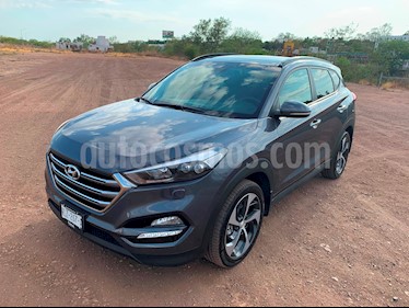 foto Hyundai Tucson Limited Tech usado (2018) color Gris precio $389,000