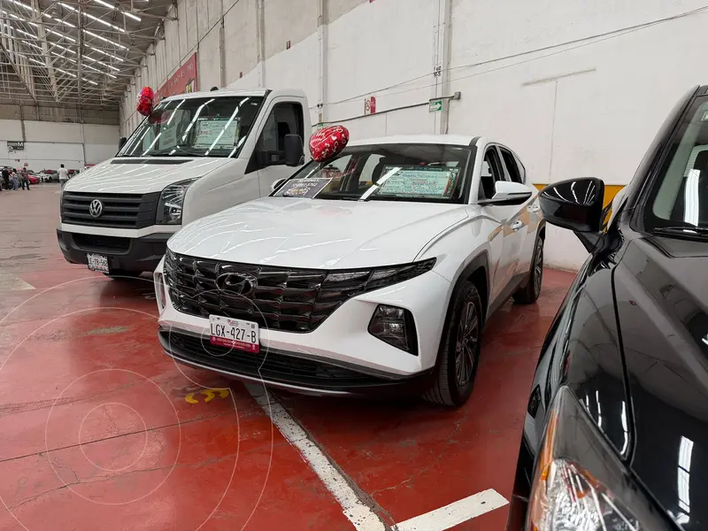 Foto Hyundai Tucson GLS usado (2023) color Blanco financiado en mensualidades(enganche $100,000 mensualidades desde $9,000)