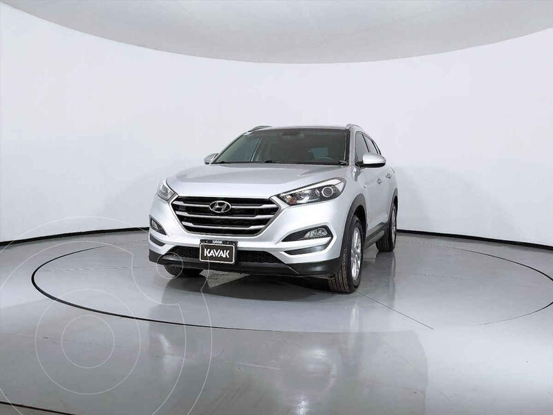 Foto Hyundai Tucson GLS Premium usado (2018) color Negro precio $372,999