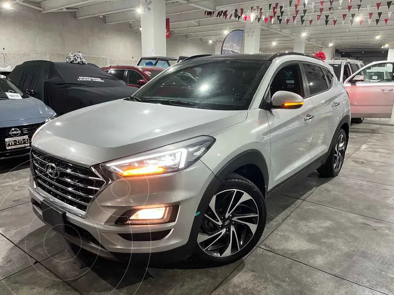 Foto Hyundai Tucson Limited Tech usado (2020) color Plata financiado en mensualidades(enganche $96,738 mensualidades desde $7,401)