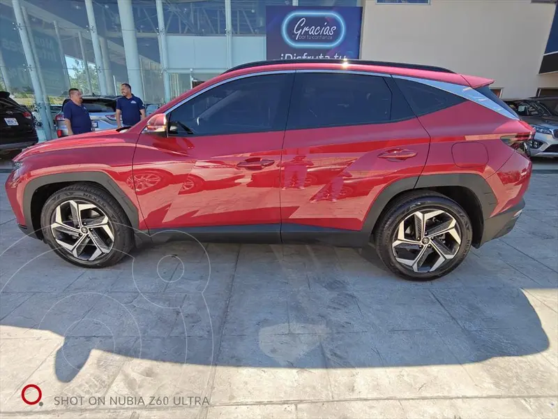 Foto Hyundai Tucson Limited Tech usado (2023) color Rojo precio $569,000