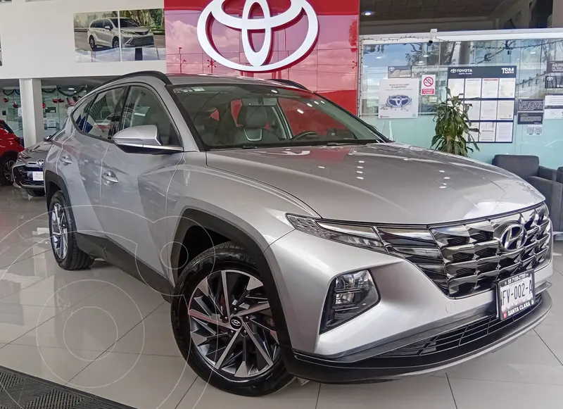 Foto Hyundai Tucson GLS Premium usado (2024) color plateado financiado en mensualidades(enganche $217,360 mensualidades desde $9,338)
