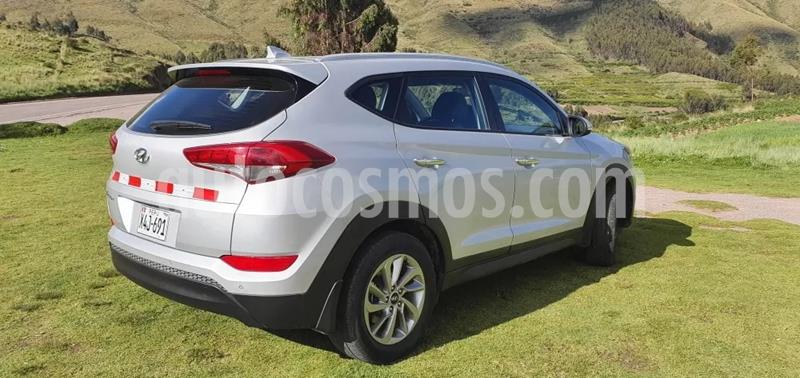 foto Hyundai Tucson GL 4x2 Sport usado (2018) color Plata precio u$s7,233