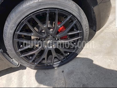 Hyundai Veloster 1.6 GLS usado (2013) color Negro precio u$s13,000