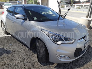 Hyundai Veloster 1.6 GLS usado (2016) color Plata precio $8.700.000