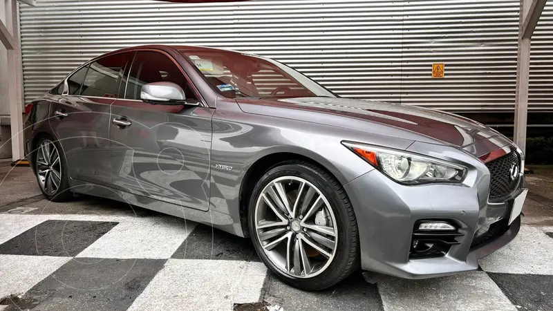 Foto Infiniti Q50 Hybrid usado (2017) color Gris precio $300,000