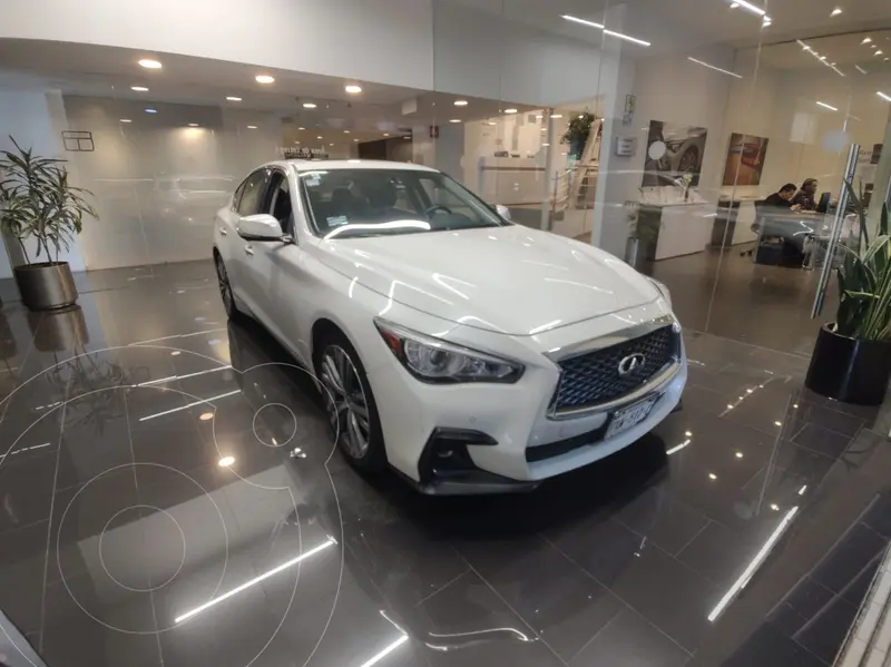 Foto Infiniti Q50 Sport Plus usado (2021) color Blanco precio $475,000