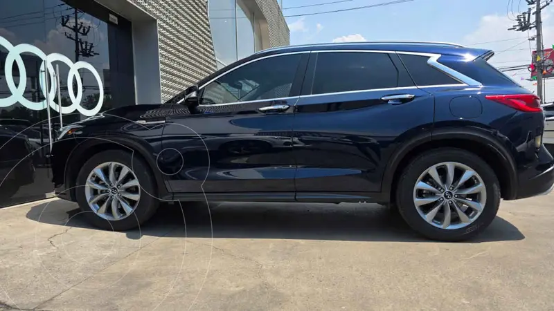 Foto Infiniti QX50 Essential Proassist usado (2022) color Azul precio $519,000