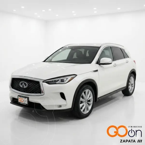 Foto Infiniti QX50 Pure usado (2020) color INFQ MAJESTIC WHITE precio $315,000