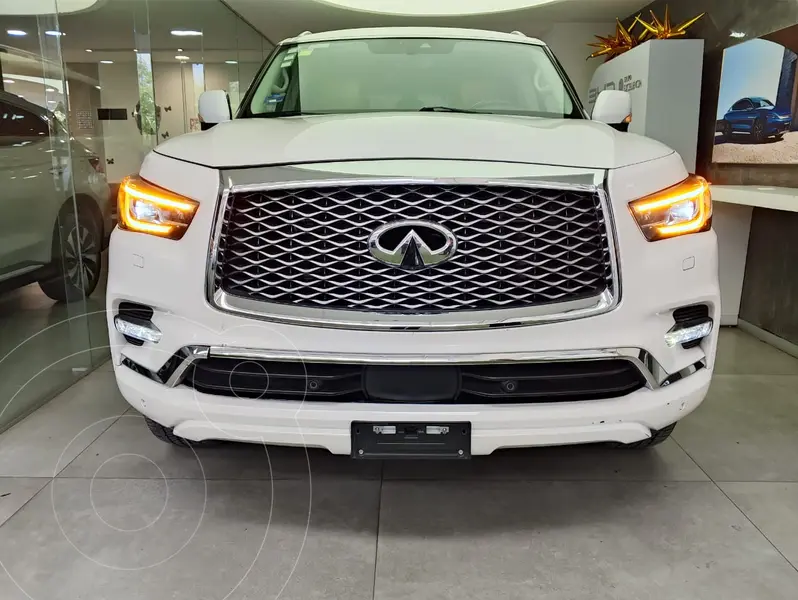 Foto Infiniti QX80 Sensory 8 Pasajeros usado (2020) color Blanco financiado en mensualidades(enganche $180,000 mensualidades desde $15,000)