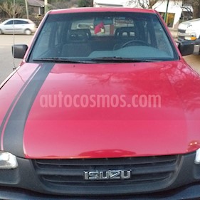 Foto Isuzu Pick up 3.1 LTD 4x4 Cabina Doble usado (2001) color Rojo precio $350.000