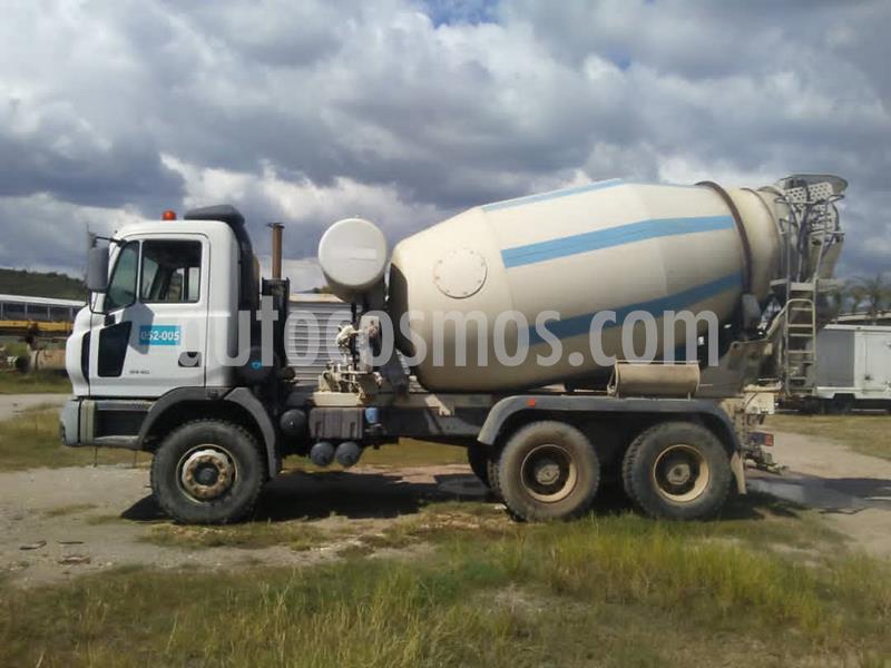 Iveco 5232 Version sin siglas L4 2.5i usado (2007) color Blanco precio u$s25.000