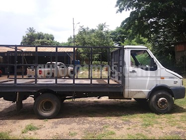 Iveco Turbodaily 59.12 L4 2.5i usado (2004) color Blanco precio BoF35.000