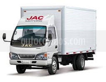 foto Iveco Turbodaily 59.12 L4 2.5i usado (2018) color Blanco precio BoF35.700.000