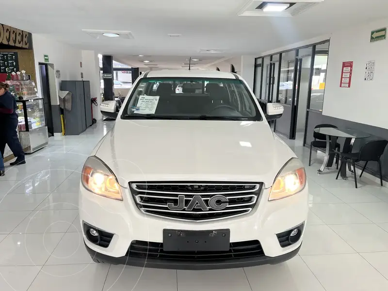 Foto JAC Frison T6 2.0L usado (2023) color Blanco precio $270,000