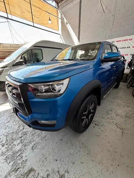 JAC Frison T8 2.0L usado (2024) color Azul precio $369,000