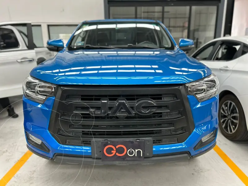 Foto JAC Frison T8 2.0L usado (2024) color Azul precio $400,000