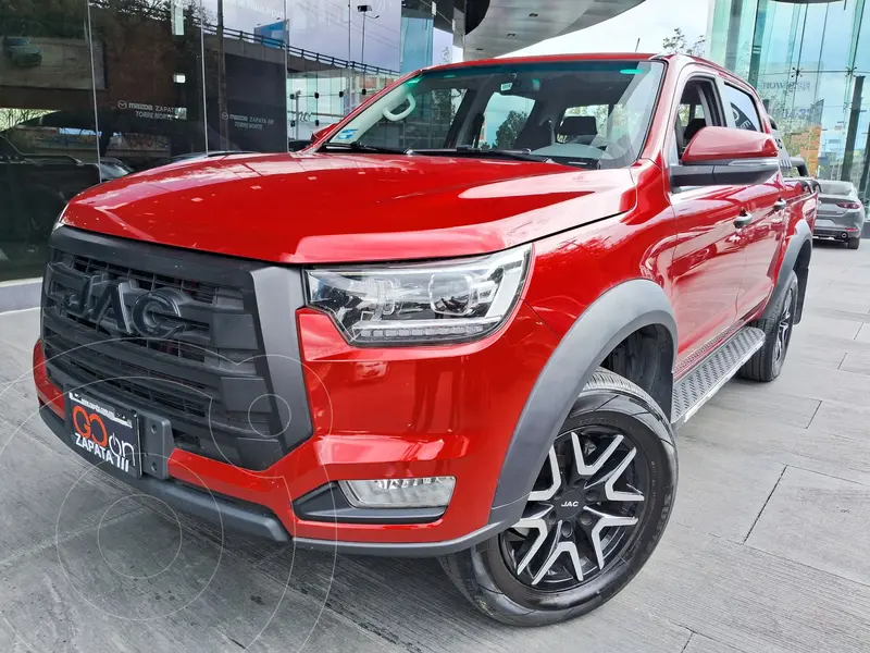 Foto JAC Frison T8 2.0L usado (2024) color Rojo financiado en mensualidades(enganche $113,088 mensualidades desde $8,648)