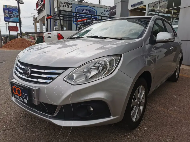 JAC J4 Trend usado (2021) precio $240,000