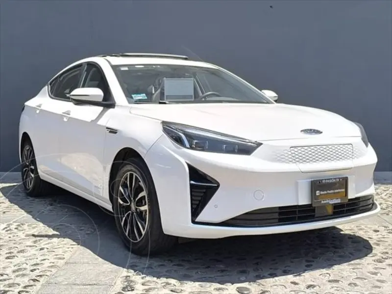 Foto JAC J7 Advanced usado (2022) color Blanco precio $380,000
