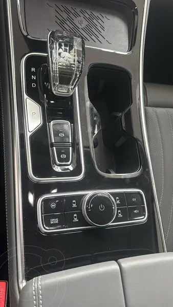 jac traveler-phev