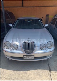 Jaguar S-type 4.2L V8 R usado (2003) color Plata precio $185,000