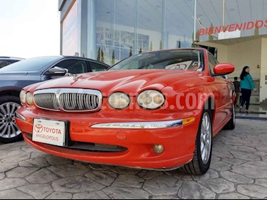 Jaguar X-type 4p V6 aut 2.5L q/c usado (2004) color Rojo precio $105,000