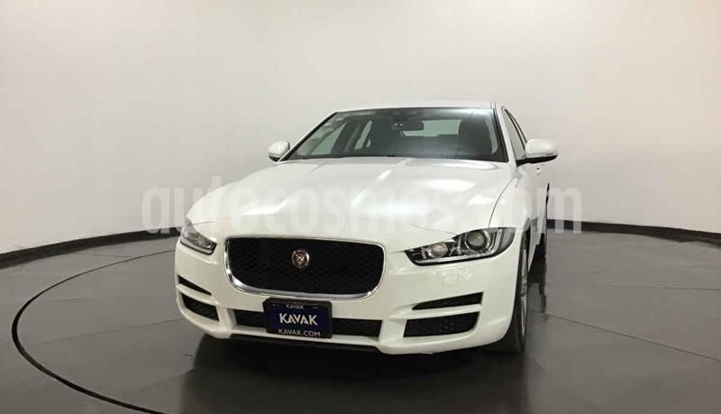 Jaguar XE Pure Tech usado (2016) color Blanco precio $449,999