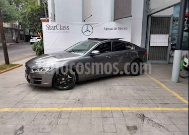 foto Jaguar XE Prestige usado (2018) color Gris precio $770,000