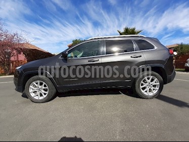 Foto Jeep Cherokee 2.4L Longitude 4x4 usado (2014) color Gris Granito precio $10.850.000